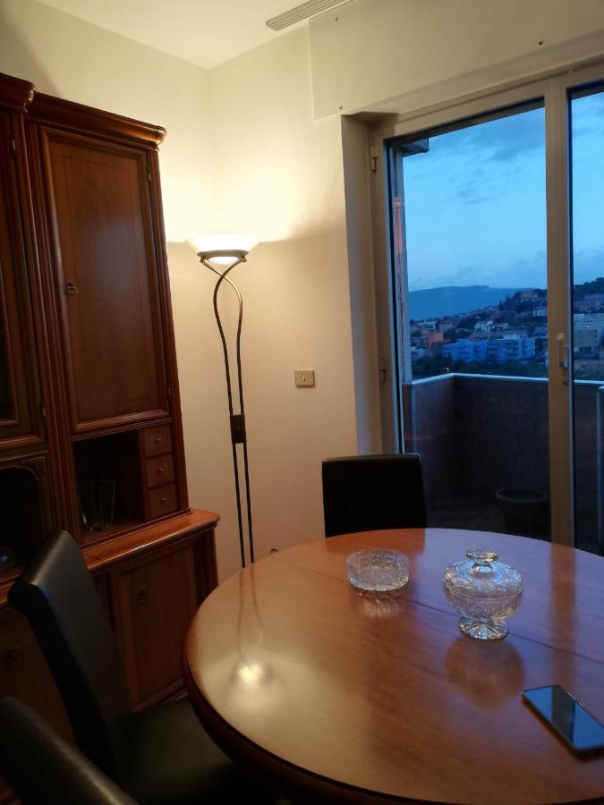 Nino E Issi Apartment Triest Exterior foto
